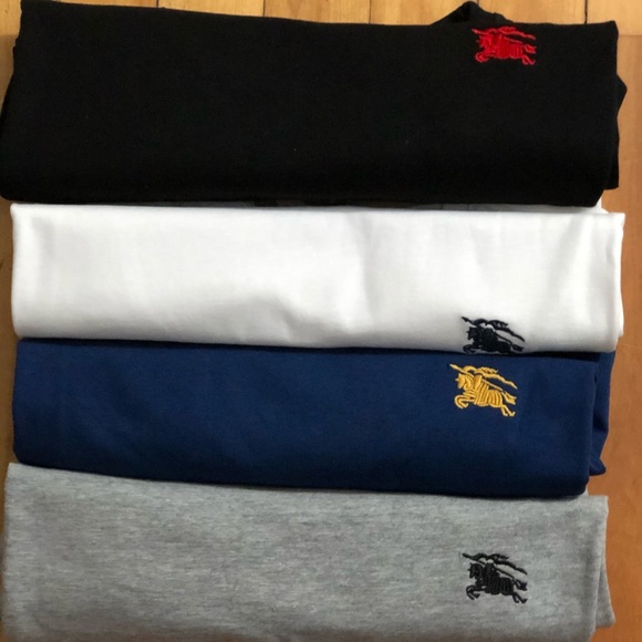 🔥🔥🔥SOLD🔥🔥🔥Authentic Burberry T-shirt - Picture 9 of 9